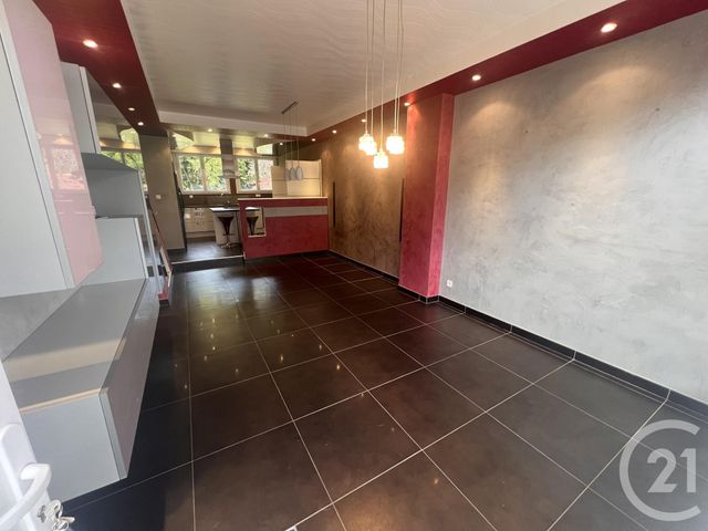 Appartement F3 à vendre - 3 pièces - 67,36 m2 - Pontarlier - 25 - FRANCHE-COMTE