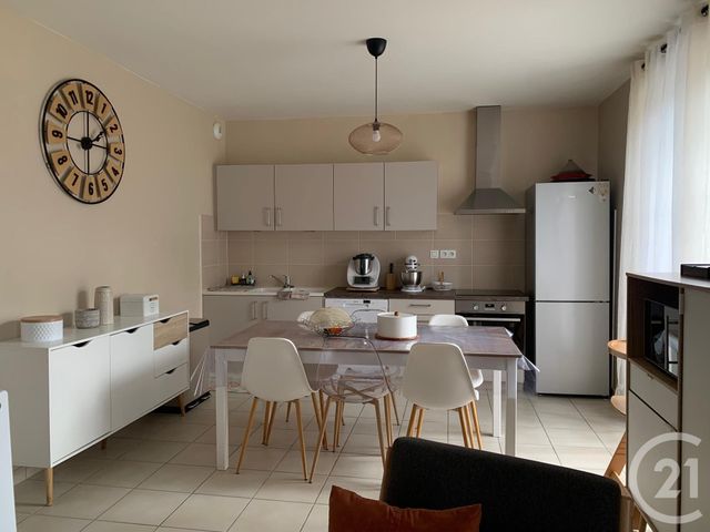 Appartement F4 à louer - 3 pièces - 66 m2 - Pontarlier - 25 - FRANCHE-COMTE